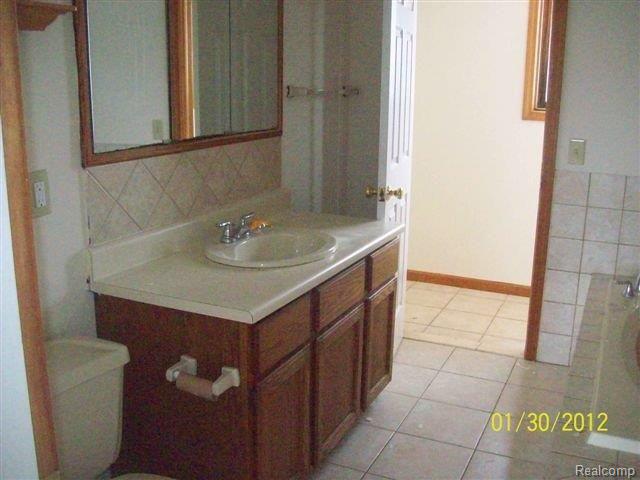 15728 Schultz Road Allenton, MI 48002 - Photo 7 of 12 7.jpg