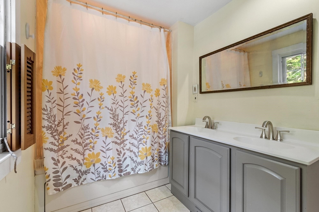 287 Northfield Road Lunenburg, MA 01462 - Photo 34 of 39 Gallery Image 34