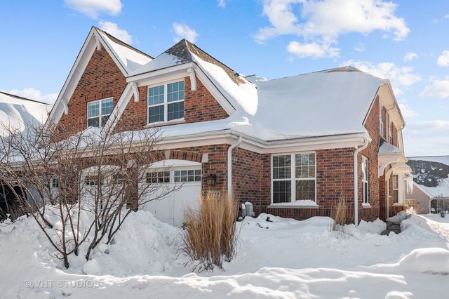 $530,000 | 2111 Washington Drive, Northbrook, IL 60062