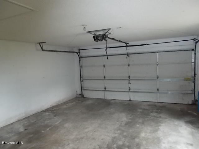261 Edgevale Road Southeast Palm Bay, FL 32909 - Photo 4 of 10 2015-07-23 14.43.44