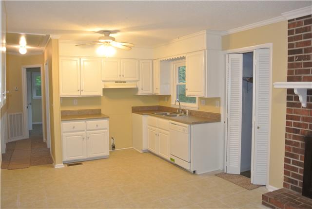 160 South Tunnel Road Gallatin, TN 37066 - Photo 5 of 19