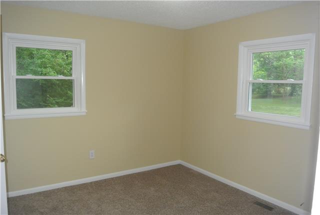 160 South Tunnel Road Gallatin, TN 37066 - Photo 10 of 19