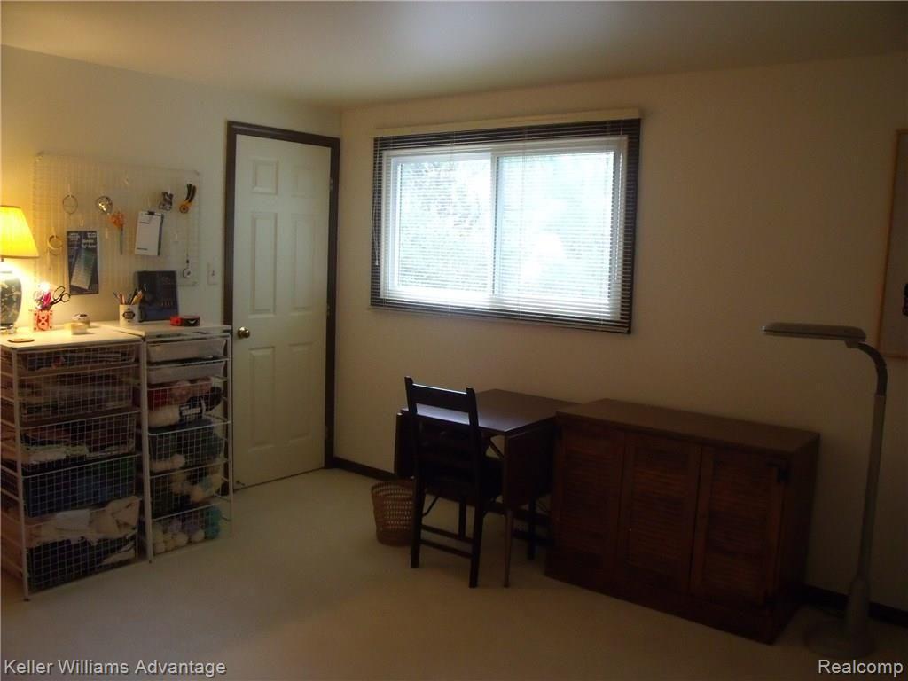 36941 Fox Run Farmington Hills, MI 48331 - Photo 40 of 49