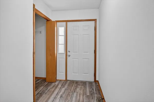 $299,900 | 213 North Musket Ridge Drive, Sun Prairie, WI 53590