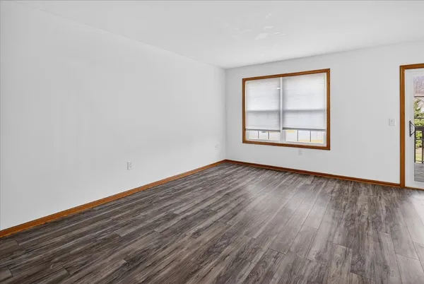 $299,900 | 213 North Musket Ridge Drive, Sun Prairie, WI 53590