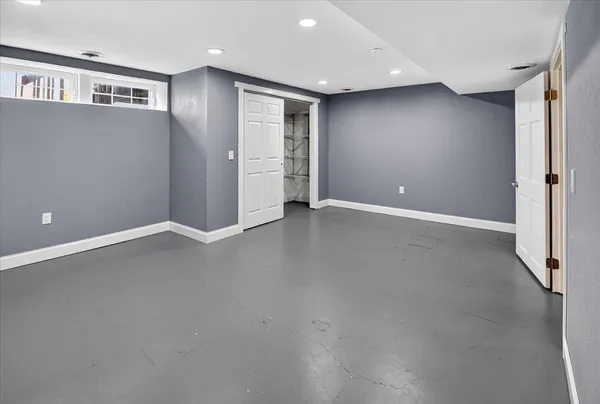 $299,900 | 213 North Musket Ridge Drive, Sun Prairie, WI 53590