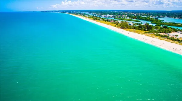 $795,000 | 424 Albee Road West, Unit 1, Nokomis, FL 34275
