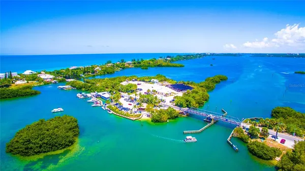 $795,000 | 424 Albee Road West, Unit 1, Nokomis, FL 34275