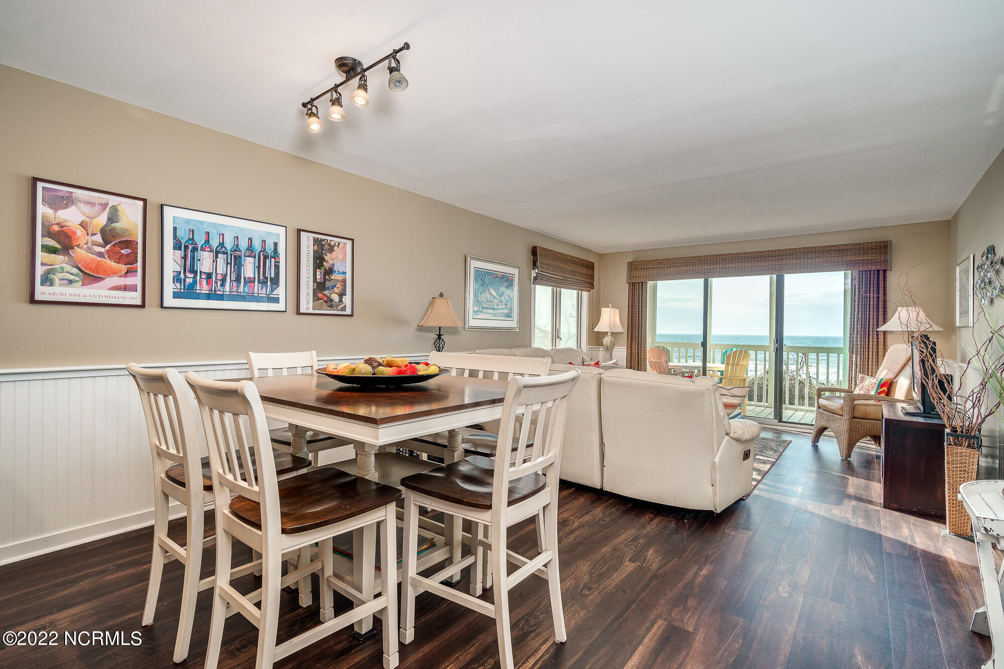 525 Salter Path Road, Unit A4 Atlantic Beach, NC 28512 - Photo 17 of 37 Dining space