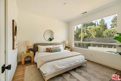 $1,179,000 | 3859 North Riley Lane, Los Angeles, CA 90065