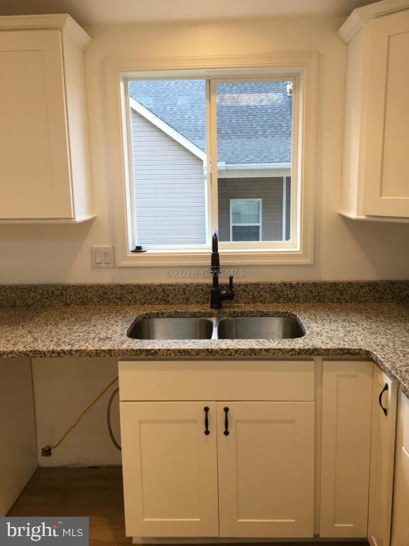 32 Battersea Road Berlin, MD 21811 - Photo 7 of 39