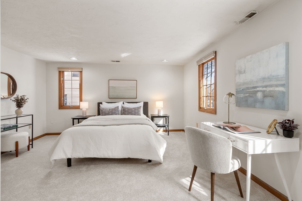 158 Brook Farm Road, Unit 158 Boston, MA 02132 - Photo 23 of 32