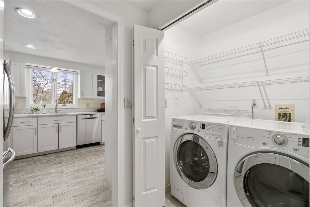 158 Brook Farm Road, Unit 158 Boston, MA 02132 - Photo 6 of 32