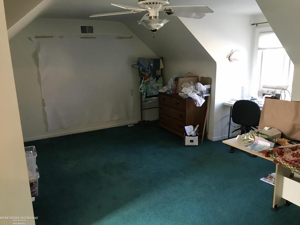 1047 Harvard Road Grosse Pointe, MI 48230 - Photo 17 of 28 Second Floor Bedroom