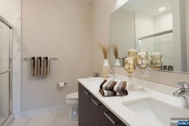 $2,500 | 295 Polifly Road, Hackensack, NJ 07601