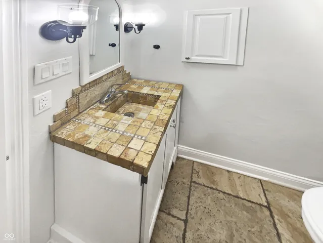 $272,000 | 4832 Vermillion Court, Avon, IN 46123