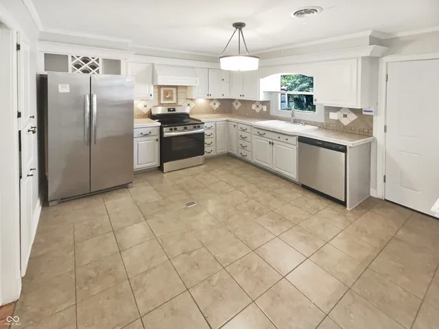 $272,000 | 4832 Vermillion Court, Avon, IN 46123