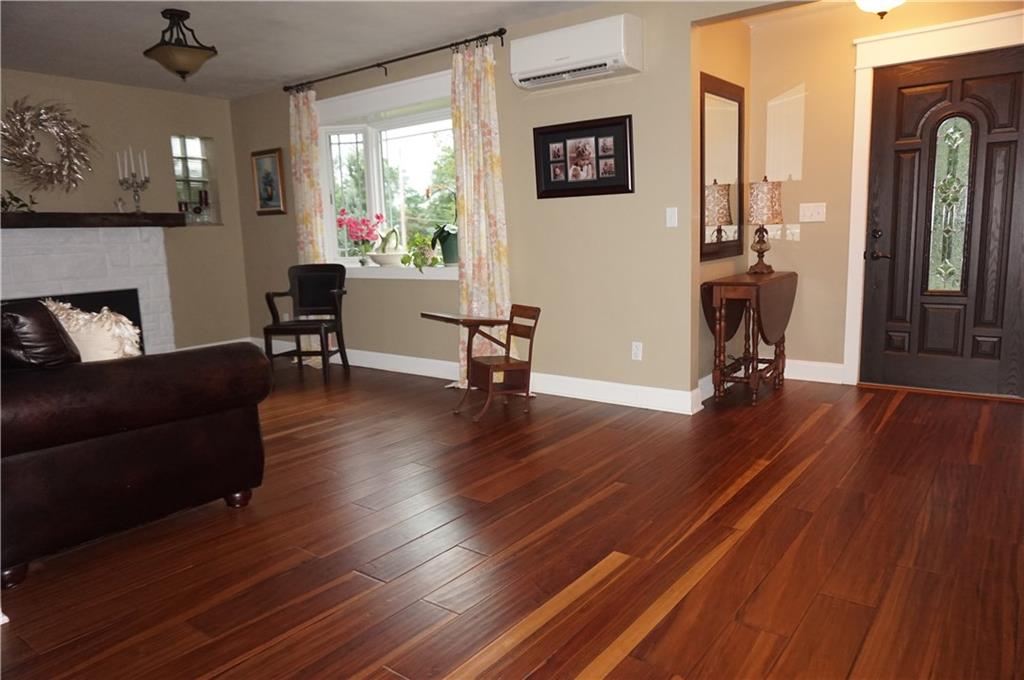 9 Tidball Road McKees Rocks, PA 15136 - Photo 4 of 25 Gallery Image 4
