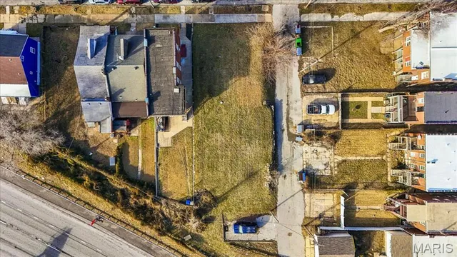 $10,000 | 4614 Pennsylvania Avenue, St. Louis, MO 63111