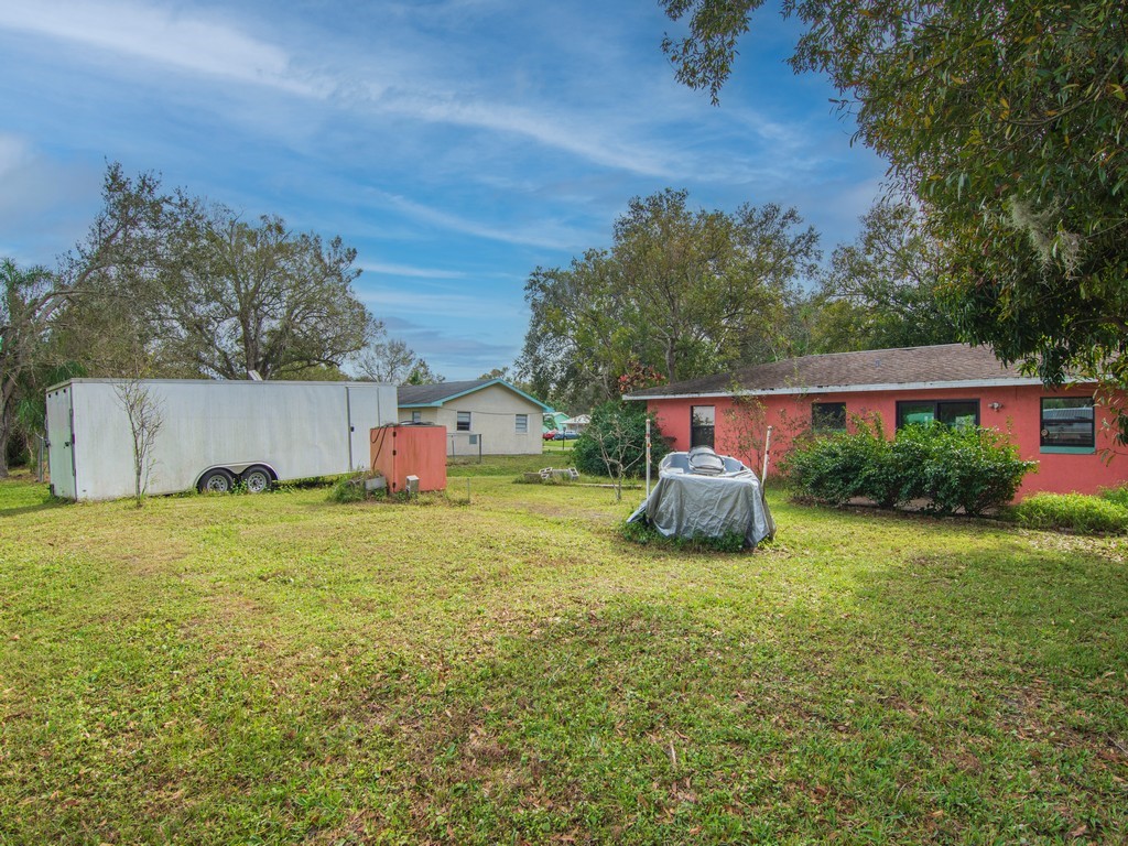 7506 Donlon Road Fort Pierce, FL 34951 - Photo 16 of 23 an outdoor space with garden view