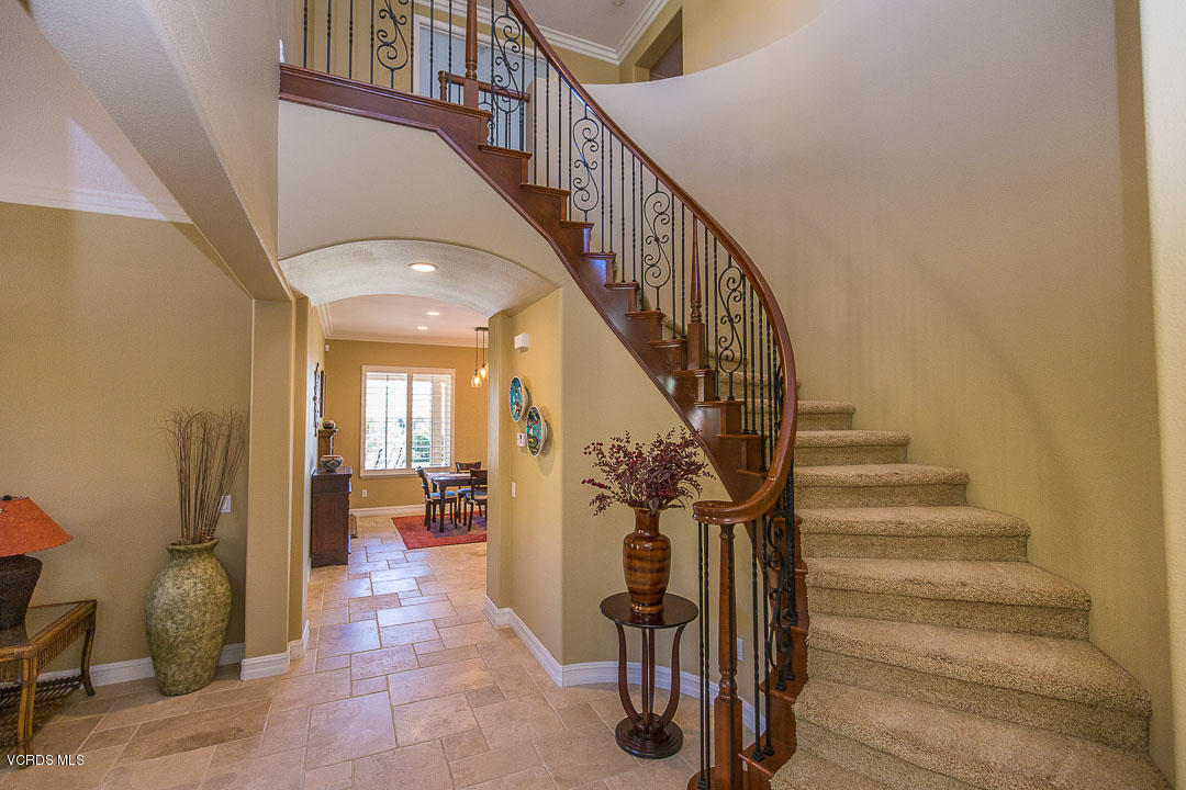 3782 Sable Ridge Court Simi Valley, CA 93063 - Photo 12 of 70 Curved Staircase