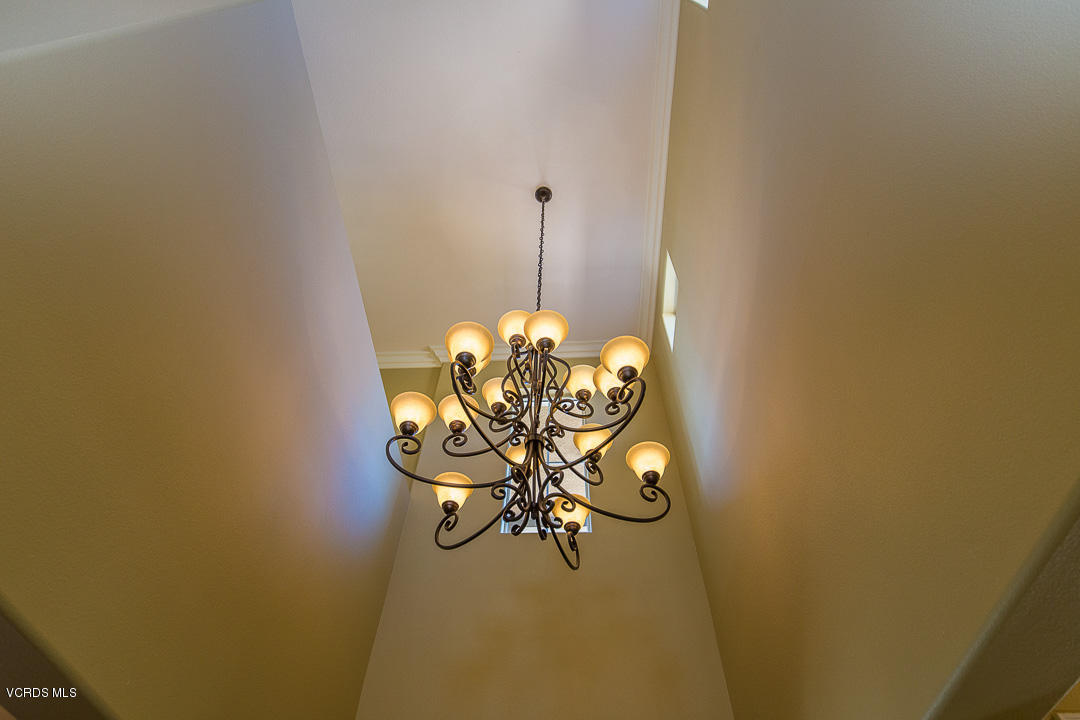 3782 Sable Ridge Court Simi Valley, CA 93063 - Photo 15 of 70 Entrance 2-Ceiling
