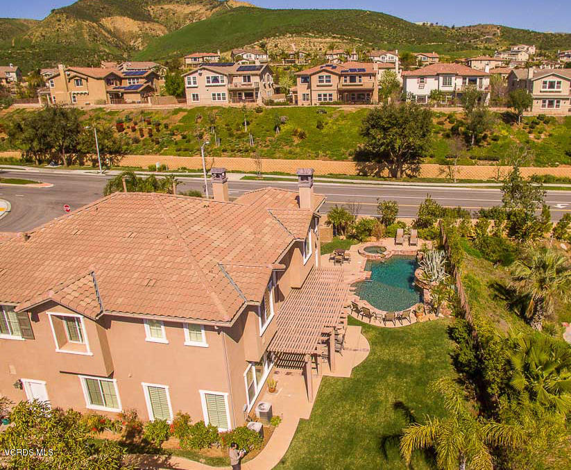 3782 Sable Ridge Court Simi Valley, CA 93063 - Photo 3 of 70 Tile Roof, Grassy Backyard