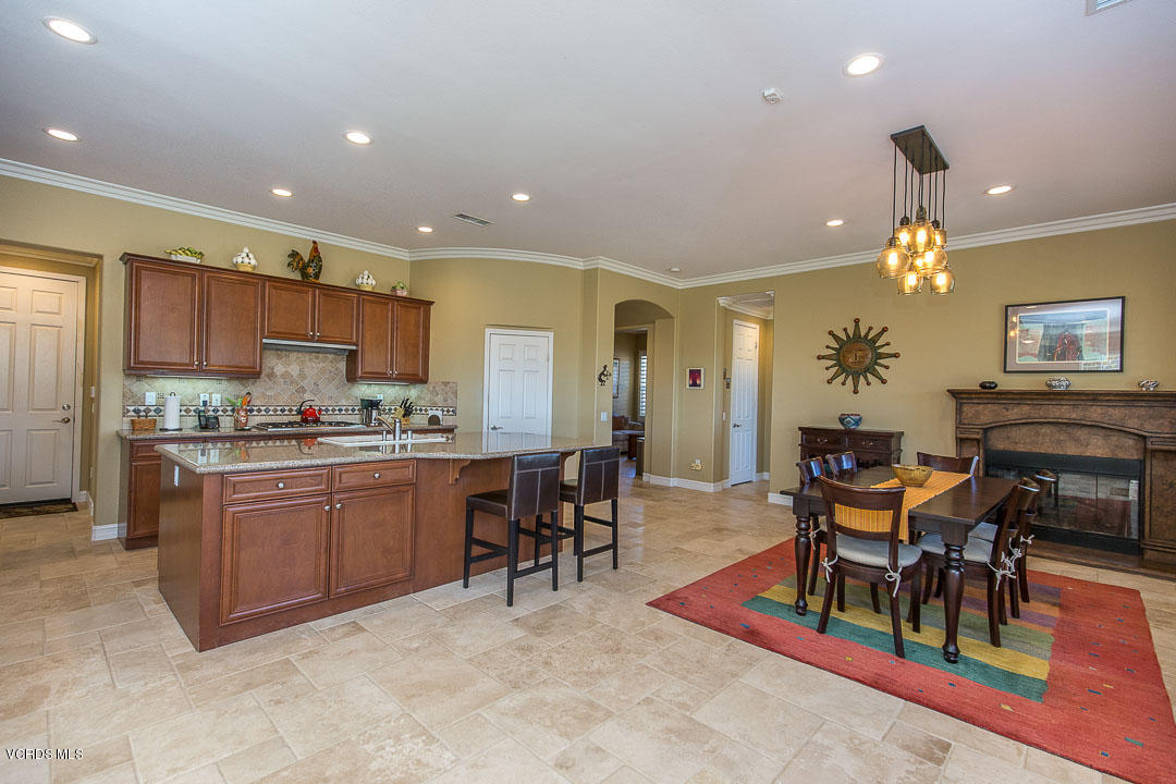 3782 Sable Ridge Court Simi Valley, CA 93063 - Photo 22 of 70 Kitchen