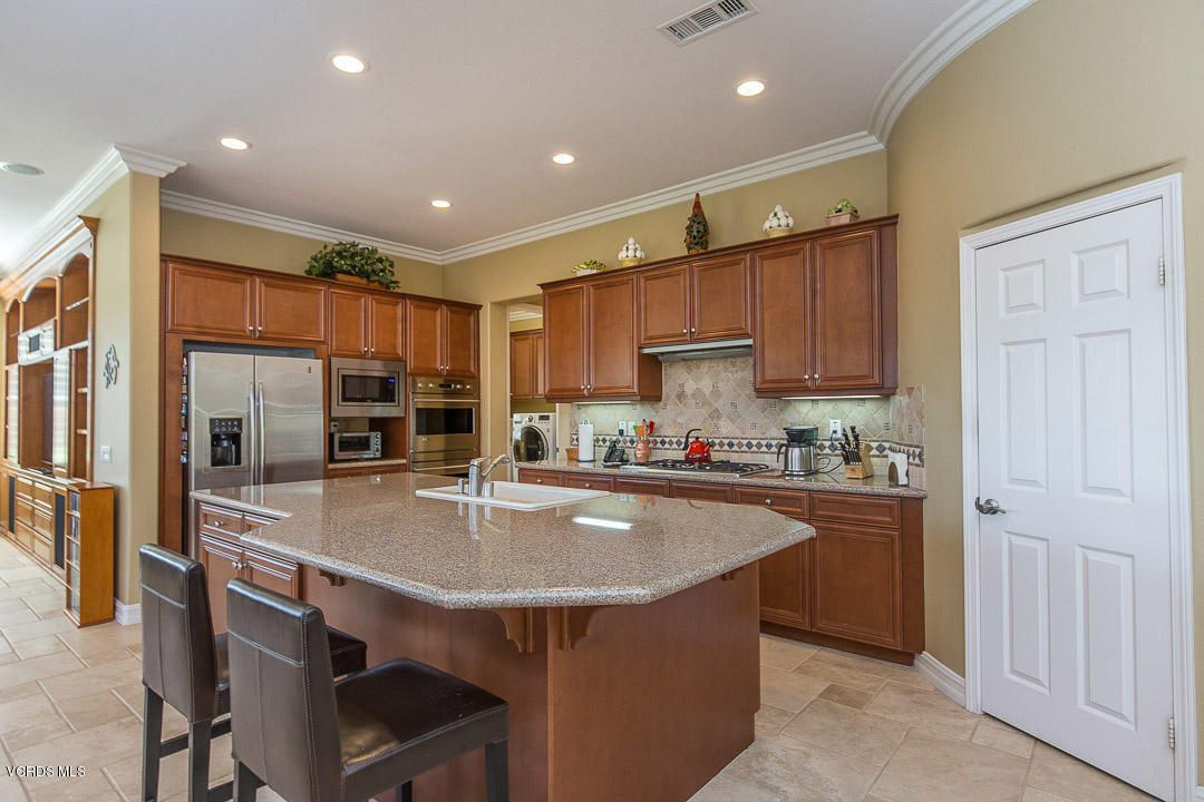 3782 Sable Ridge Court Simi Valley, CA 93063 - Photo 25 of 70 Kitchen