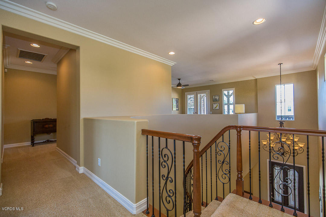 3782 Sable Ridge Court Simi Valley, CA 93063 - Photo 34 of 70 Upper Landing