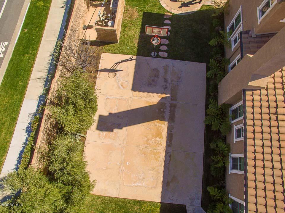 3782 Sable Ridge Court Simi Valley, CA 93063 - Photo 5 of 70 Basketball Court