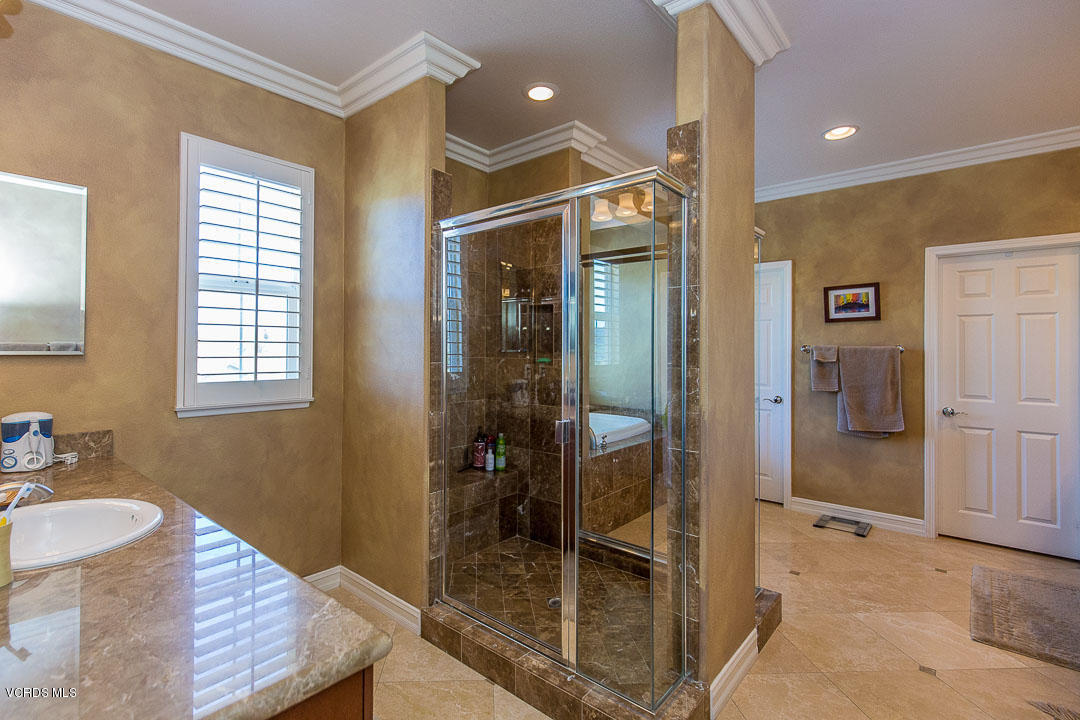 3782 Sable Ridge Court Simi Valley, CA 93063 - Photo 41 of 70 Master Bathroom