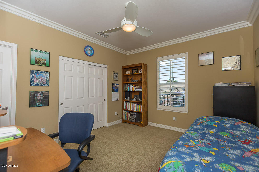 3782 Sable Ridge Court Simi Valley, CA 93063 - Photo 53 of 70 Upstairs Jack & Jill Bedroom