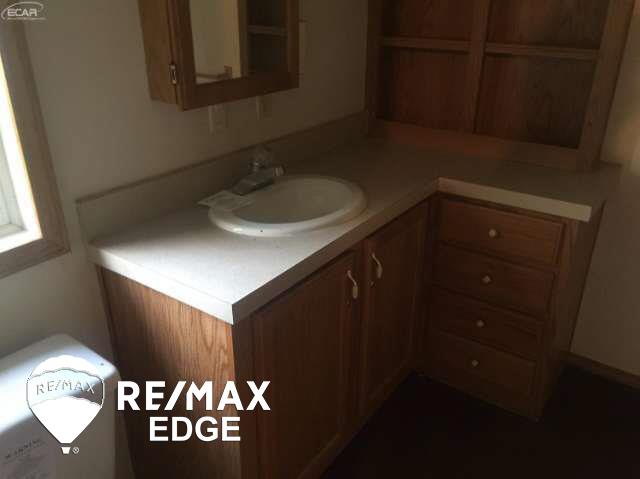 5850 Hasco Road Vassar, MI 48768 - Photo 18 of 23 21182155-17.JPG