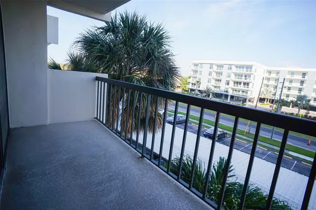 $2,500 | 400 Island Way, Unit 308, Clearwater, FL 33767