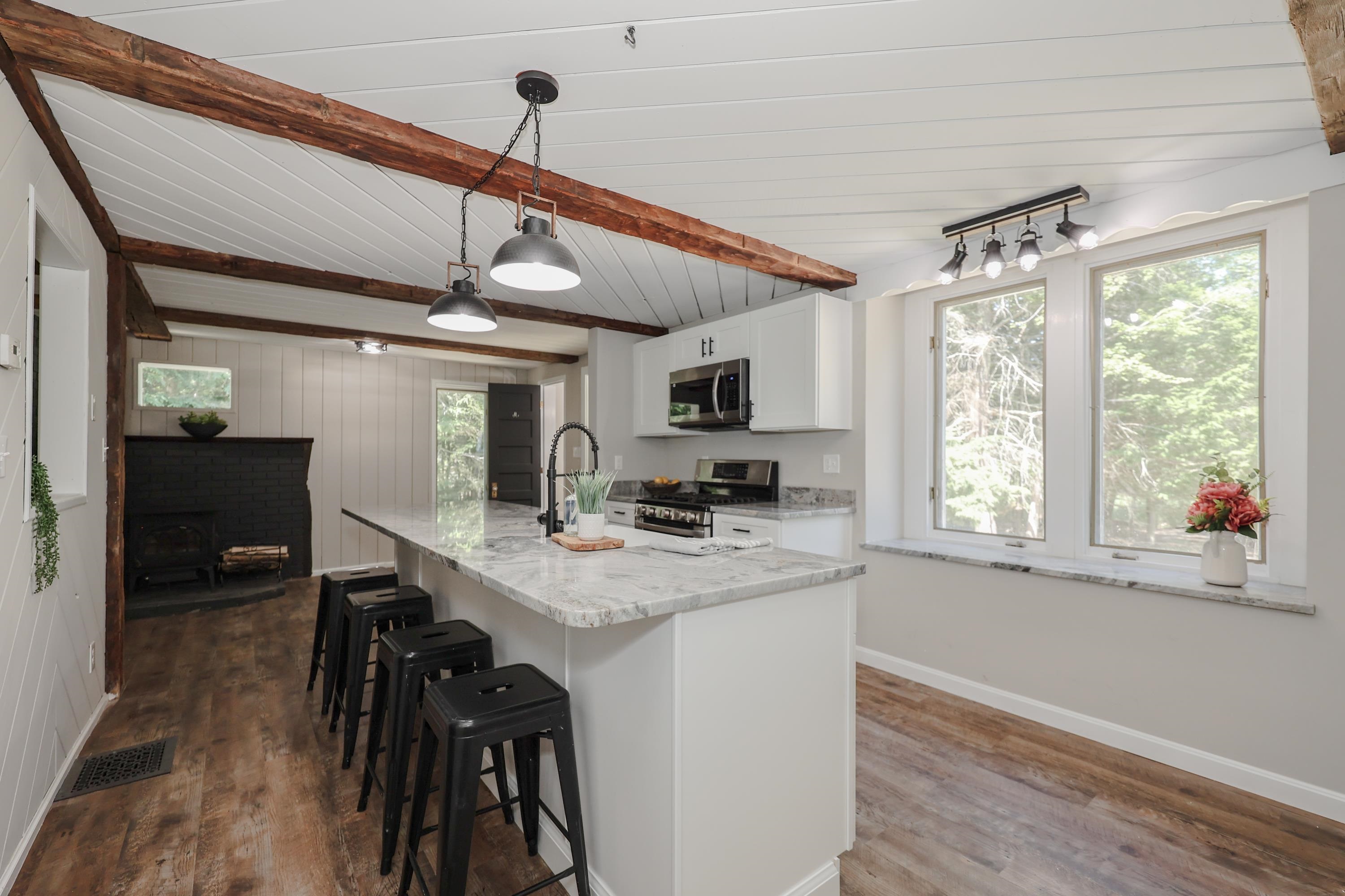 187 North Road Epsom, NH 03234 - Photo 35 of 40