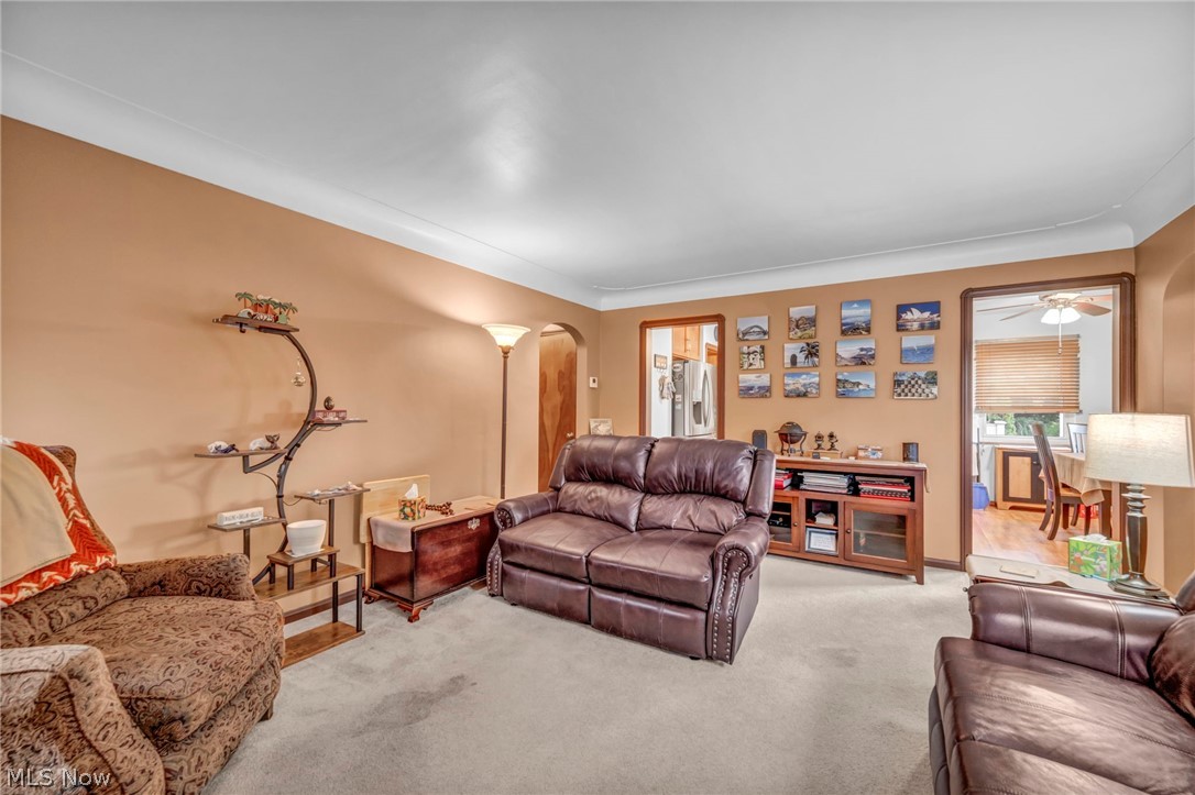 6284 Holburn Road Parma, OH 44129 - Photo 8 of 43 Gallery Image 8