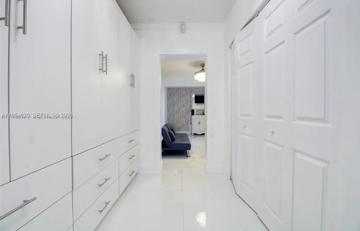 1470 Southwest 73rd Place Miami, FL 33144 - Photo 14 of 24