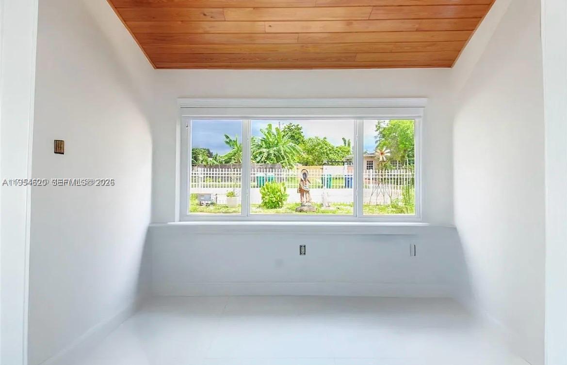 1470 Southwest 73rd Place Miami, FL 33144 - Photo 15 of 24