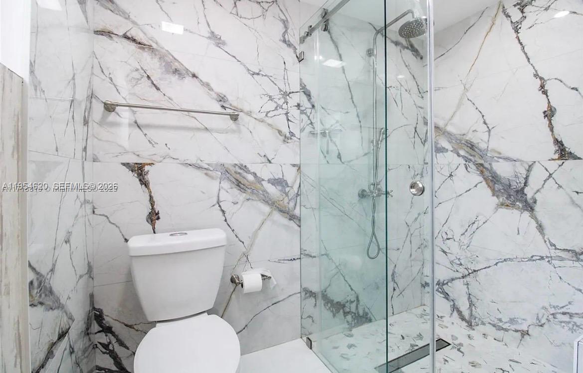 1470 Southwest 73rd Place Miami, FL 33144 - Photo 18 of 24