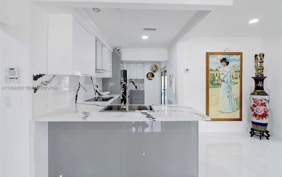 1470 Southwest 73rd Place Miami, FL 33144 - Photo 7 of 24