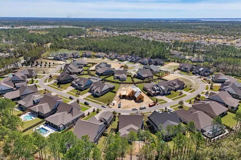 $835,000 | 174 Revana Way, Freeport, FL 32439