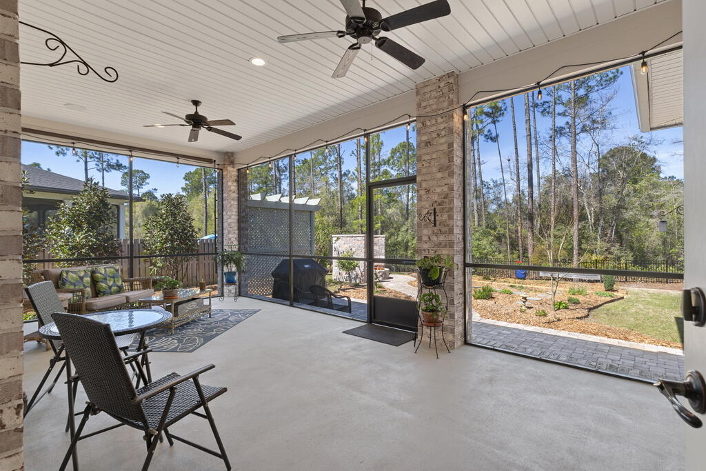 174 Revana Way Freeport, FL 32439 - Photo 9 of 127 59_1