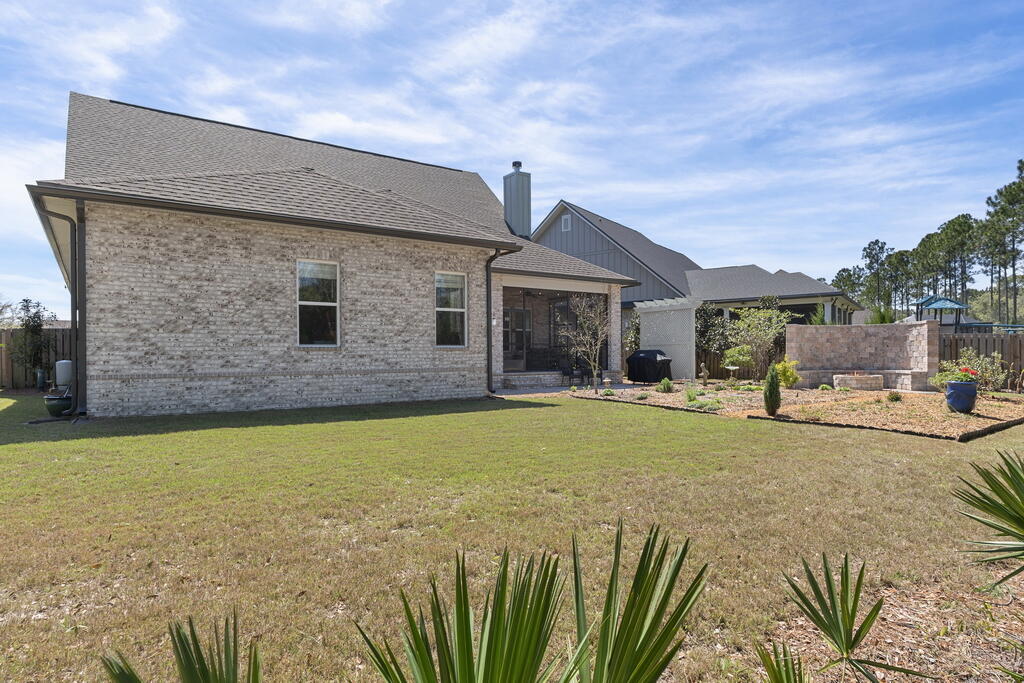 174 Revana Way Freeport, FL 32439 - Photo 10 of 127 65_1