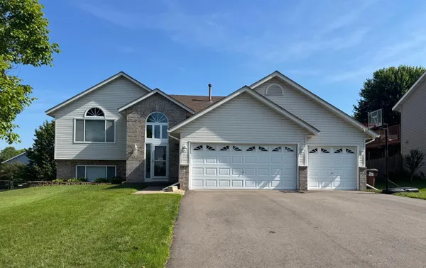$395,000 | 816 River Terrace Street, Prescott, WI 54021