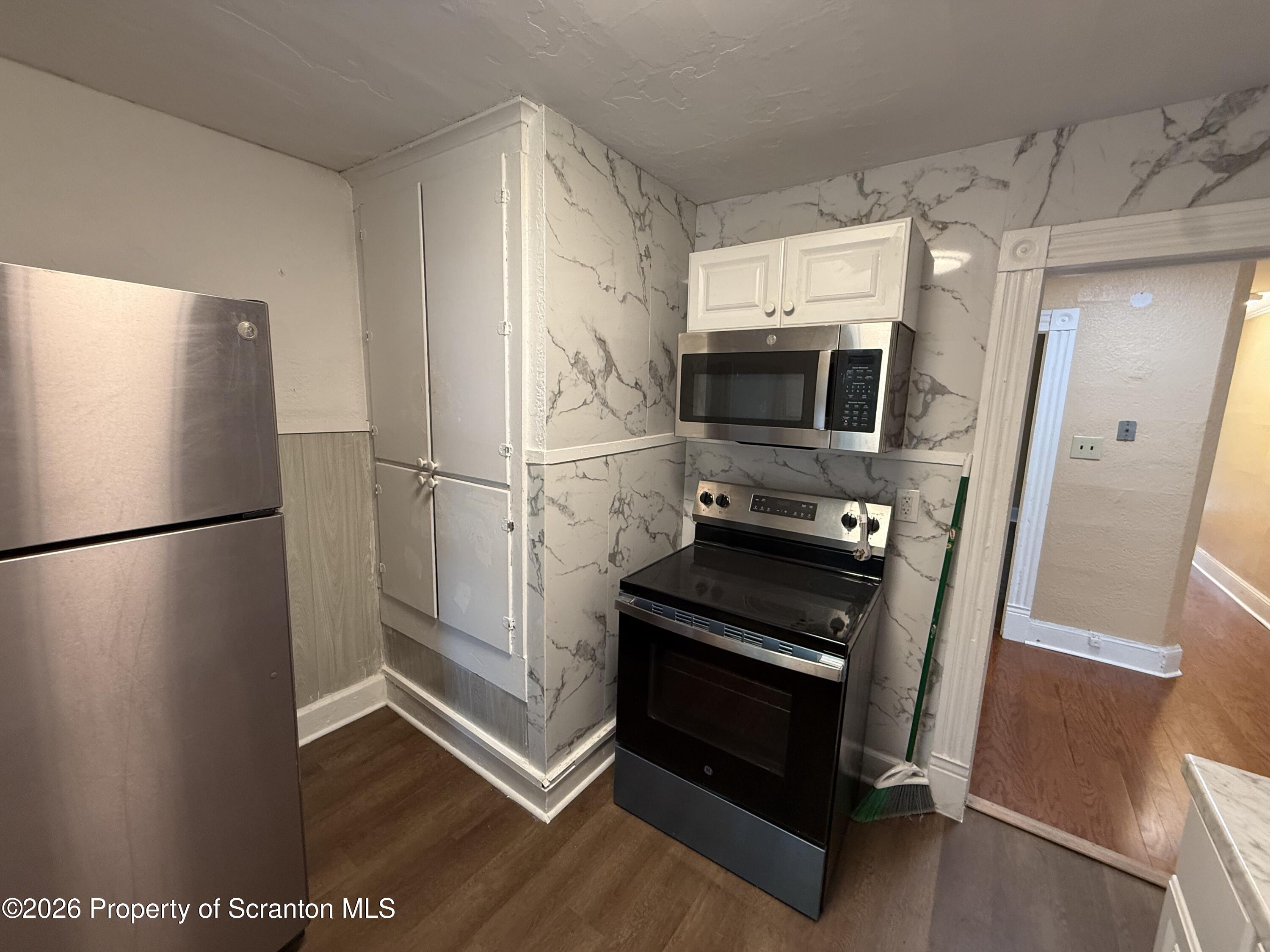 1008 Fisk Street, Unit 1 Scranton, PA 18509 - Photo 9 of 27 Kitchen