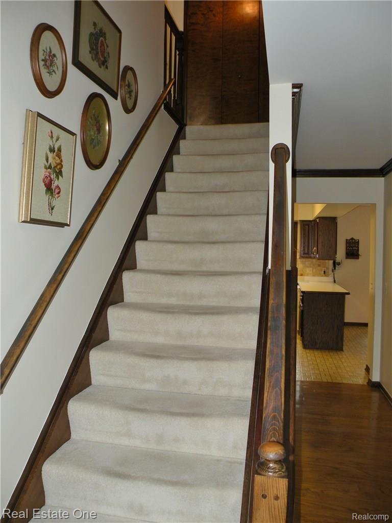 5216 Aintree Road Rochester, MI 48306 - Photo 17 of 42 4-12-16 240.JPG