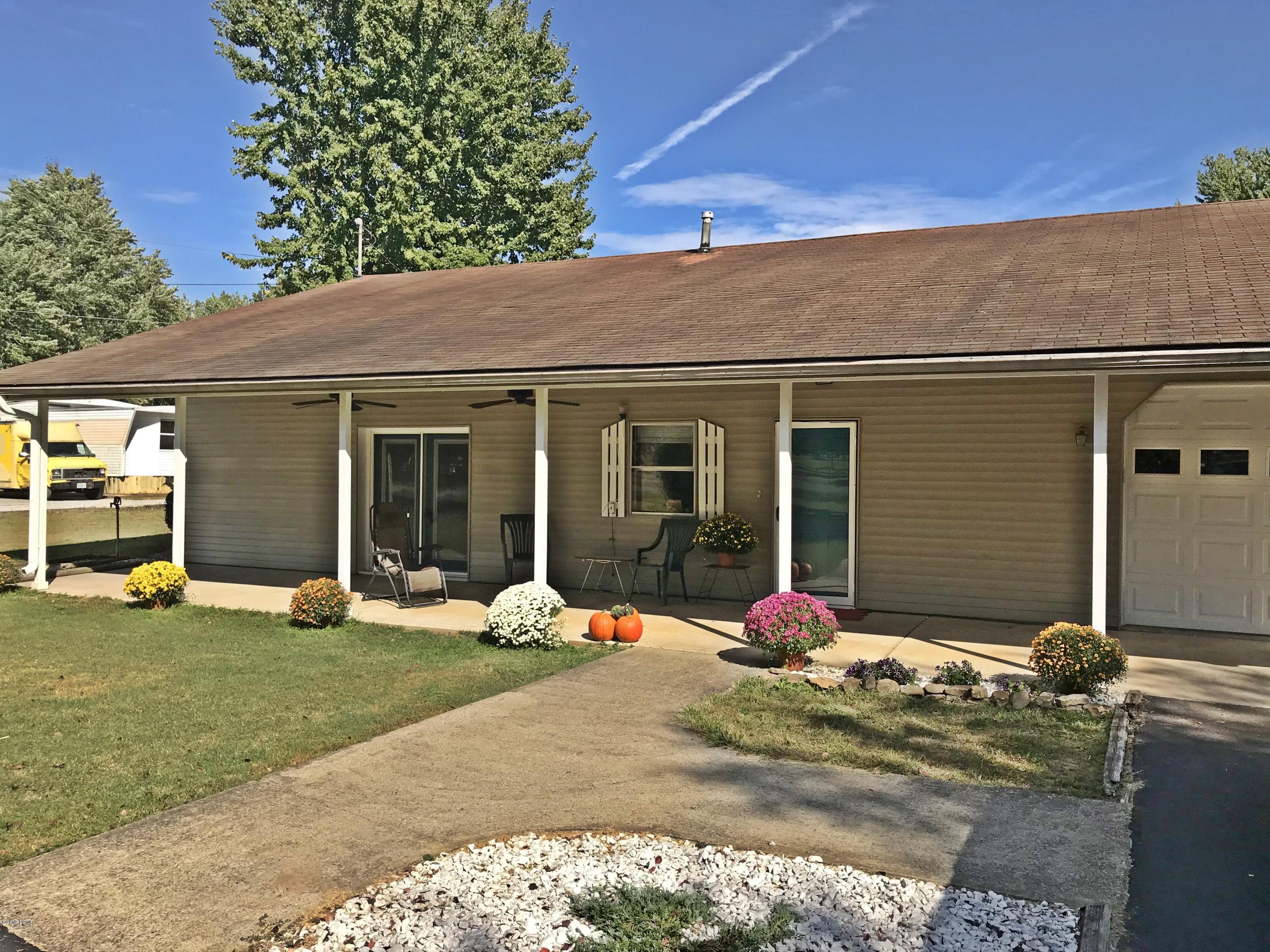 792 Airport Road Metropolis, IL 62960 - Photo 3 of 13