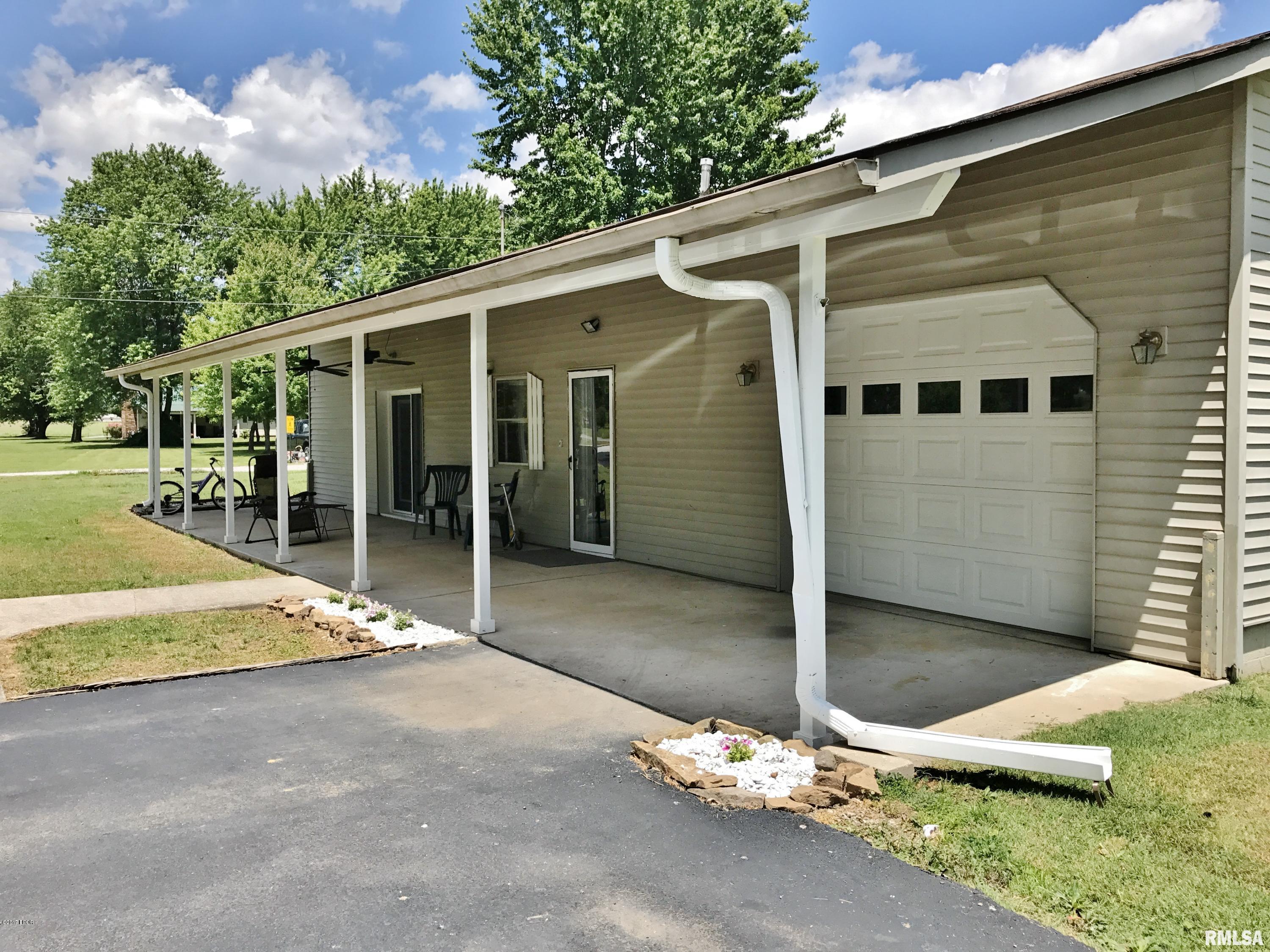 792 Airport Road Metropolis, IL 62960 - Photo 4 of 13
