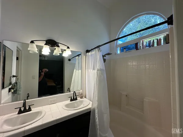 $385,000 | Undisclosed Address, Bakersfield, CA 93312